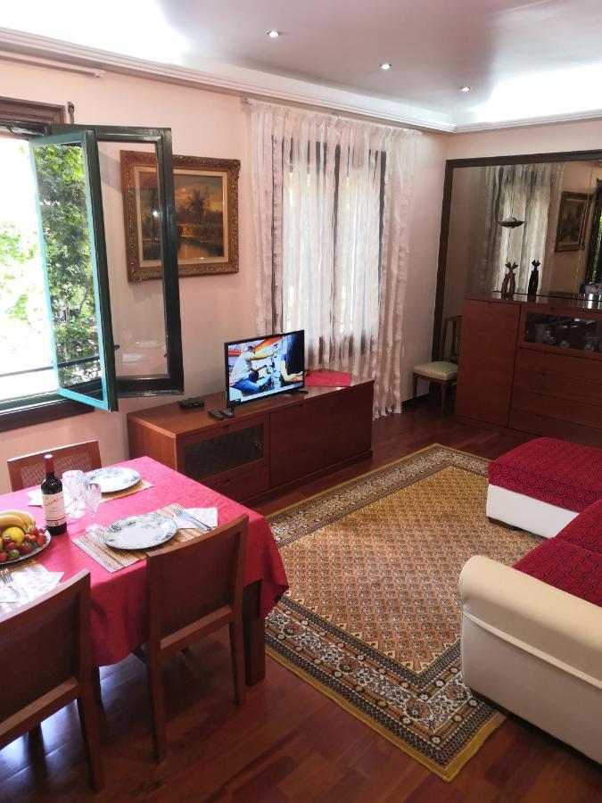 Apartamento Gran Via De Les Corts Catalanes Barcelona Buitenkant foto